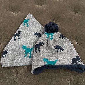 H&M dinosaur infinity scarf & hat set